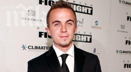 звездата сериала малкълм получи втори инсулт