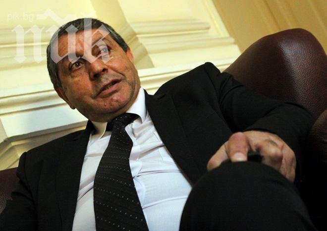 Депутатът бат Сали: Доган и Местан са велики, аз съм турски циганин