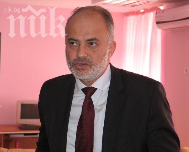 Tотю Младенов зове: Обезщетението за безработица да стане 9 лева