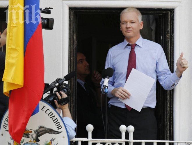 САЩ се отказа да съди Асанж