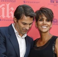 Френският актьор Оливие Мартинес катастрофира с дъщерята на Холи Бери