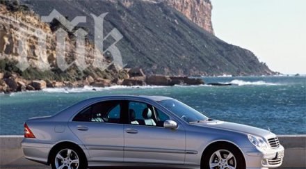 правителството купи мерцедеси класа