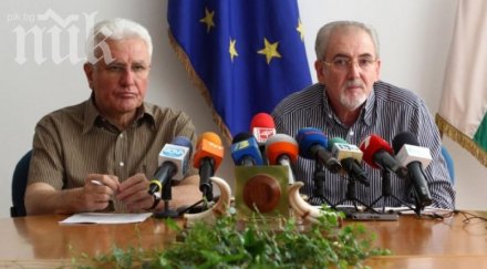 местан силния български кабинет стои силният деструктивен опонент