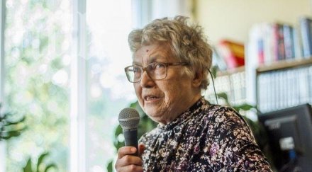 почина руска поетеса дисидент защитник човешките права