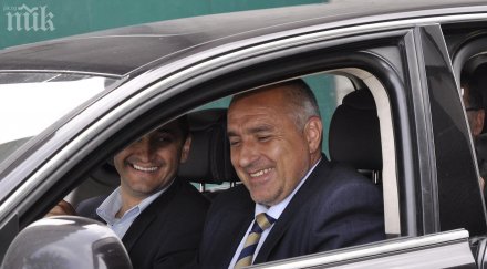 свалиха конците бойко разказа виц мая манолова