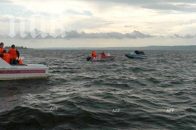 Спасиха 18 бежанци от удавяне