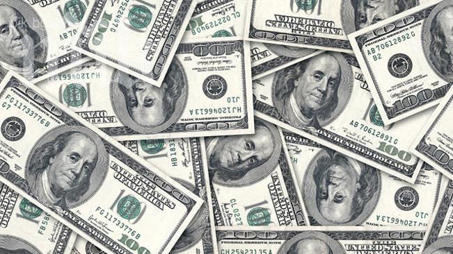 Британец изхвърли на боклука 7,5 милиона долара