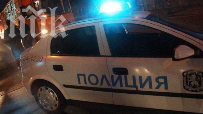 Разбиха склад за дрехи в Петрич