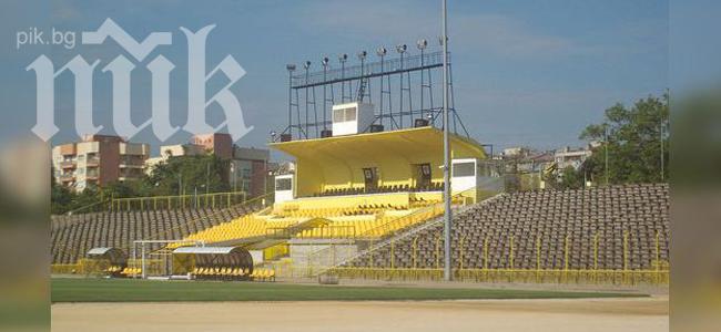 Ботев форсира строежа на Колежа, отборът се мести в Коматево