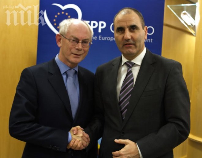 Ромпой към Цветанов: Следя много отблизо ситуацията в България!