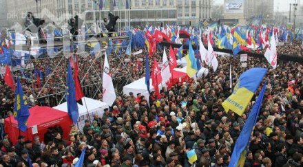 управляващите украйна започнаха контрапротест