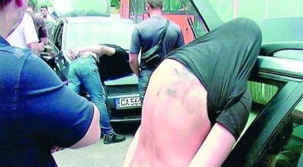 полицията кубрат намери откраднали лаптопи дрога младежи