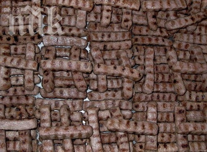 Сериен обирджия открадна 60 кебапчета