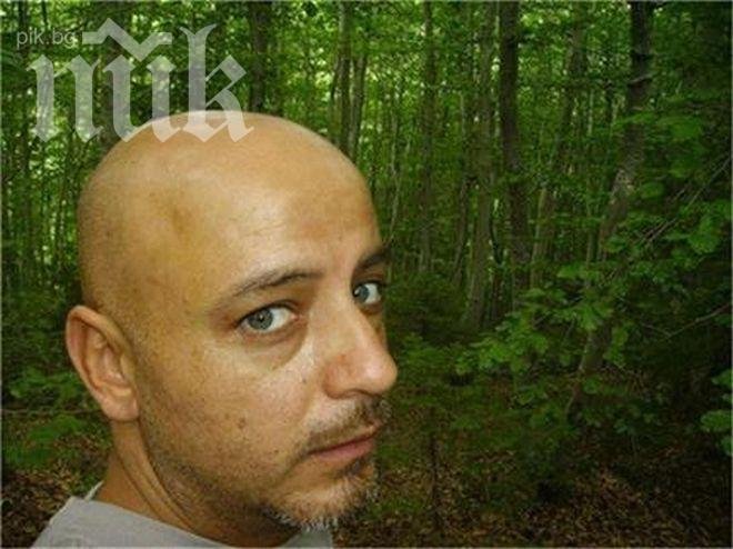 Уволниха учител за вулгарни псувни и хомосексуални закани във фейсбук