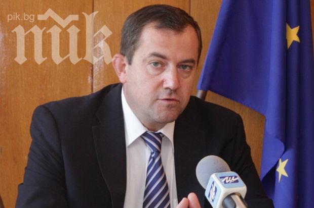 Огнян Златев: ЕК не е обвинявала лица или партии за временното спиране на ОП Околна среда