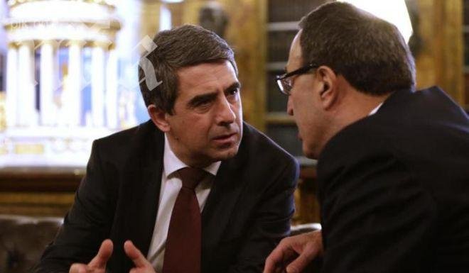 Президентът: Влизането в ЕС и НАТО не води автоматично до демокрация