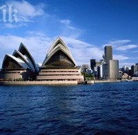 Депутат сред първите, сключили еднополов брак в Австралия