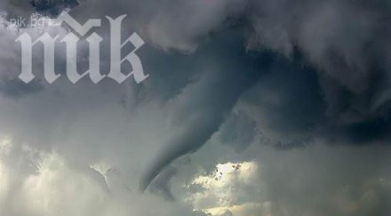 удари ураганът европа бан бъдете внимателни вятърът скорост 120