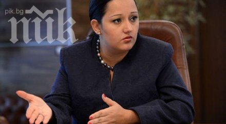 лиляна павлова пик парламентът терариум орешарски управляващите крият дупките