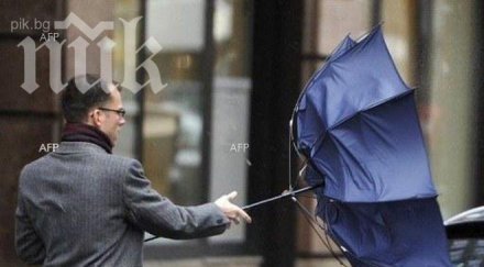 циклонът ксавиер взе пет жертви полша