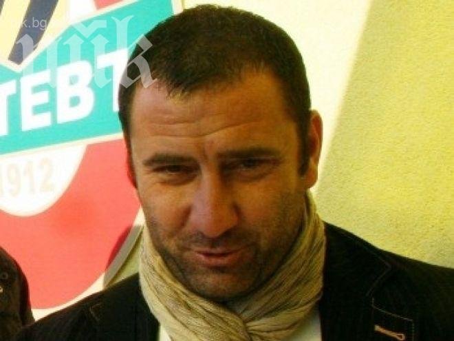 Александър Александров-Кривия: Локомотив (Пд) е типичен селски отбор