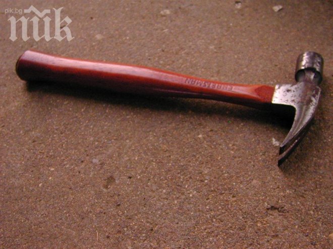 Осъждан преби жестоко 65-годишен и му взе 35 лв.

