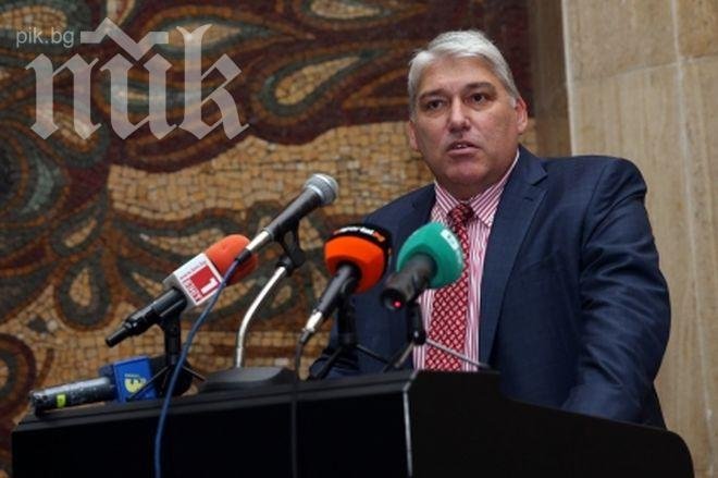 ЦСКА завинаги: Първото игрище е готово до седмица, събрахме 10 000 sms-а за месец