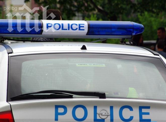 Въоръжени обраха златарско ателие и халосаха продавачката по главата