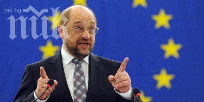 Шефът на Европарламента зове Янукович да чуе гласа на протеста