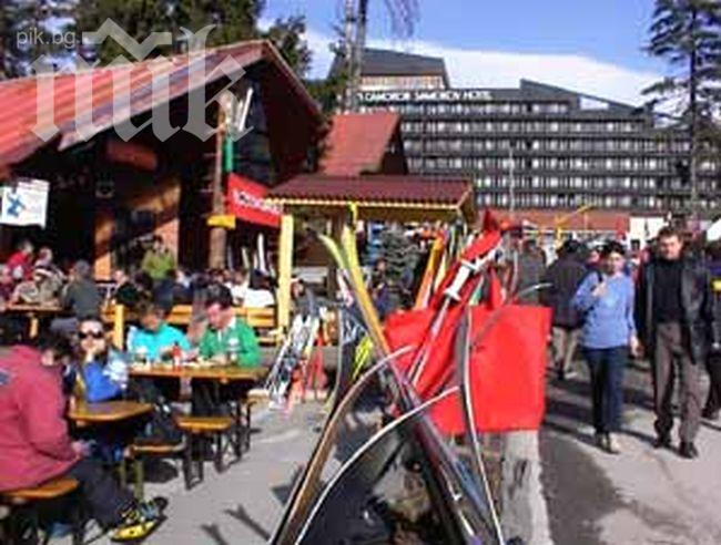 Повечето българи остават у нас за Нова година