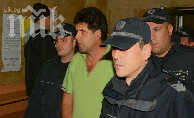 Крокодила заплаши полицайка със смърт: Ще те убия, ако ме обвиниш!