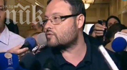 десислав чуколов побесня бях куба глупави въпроси отговарям тях отговарят глупавите политици