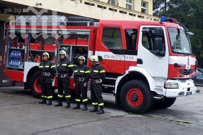 Пожарникари се събират в „Бояна“