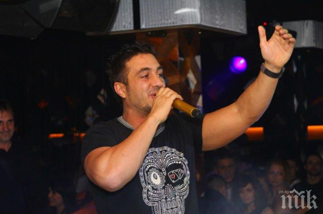 Издънка! Коцето се напи като казак на 8 декември, клати се и бройка студентките (снимки)