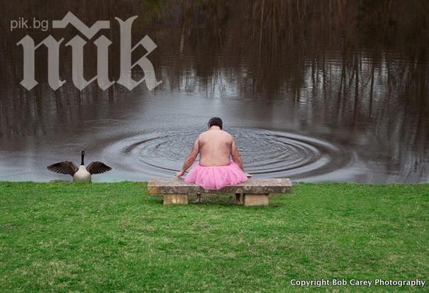 Трогателно! Вижте на какво е способен мъж, за да накара болната си от рак съпруга да се усмихне! (снимки + видео)