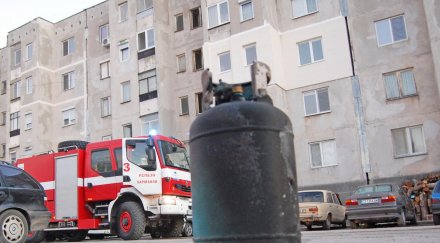 газова бутилка подпали апартамент харманли