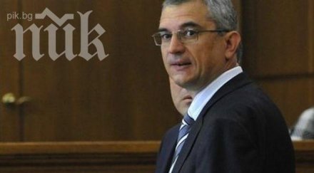 съдът заседава делото батко братко