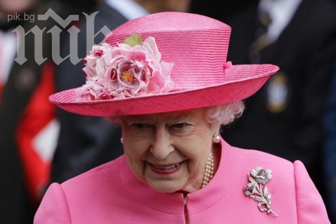 Кралският композитор готов с коледната песен за Елизабет Втора

