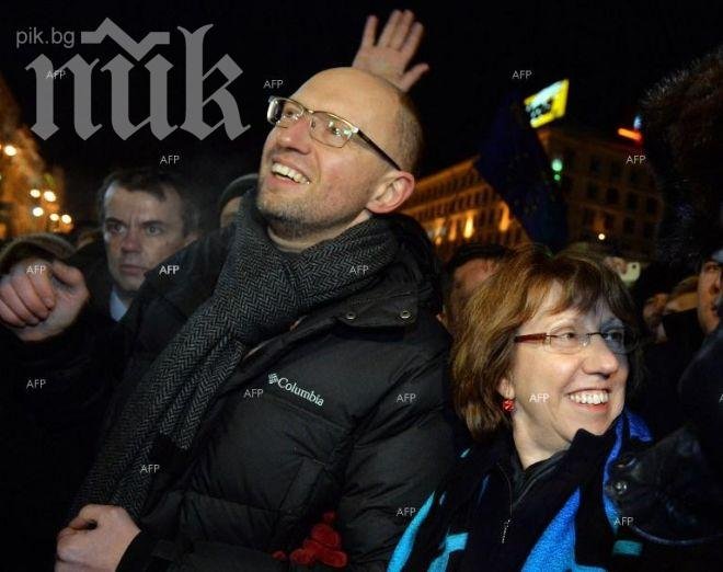 Катрин Аштън приключи визитата си в Украйна