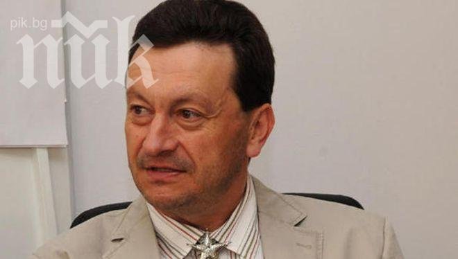 Соцдепутатът Таско Ерменков за скандала Сидеров: Въпрос на личен избор е кой къде ходи