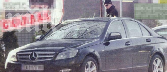 Светльо Витков подкара нов Мерцедес! Инвестирал в него партийната субсидия?