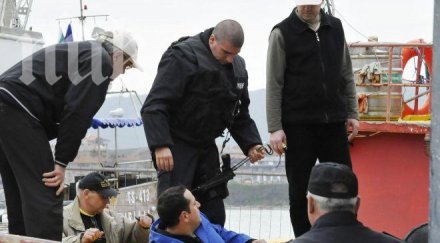 българи овладяха трафика сирийски бежанци турция гърция