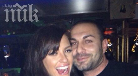 бориса тютюнджиева скандализира интернет вижте бърка гащите бизнесмен