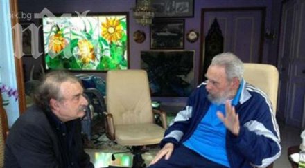 фидел кастро показа жив пусна своя снимка пръв път месеца насам