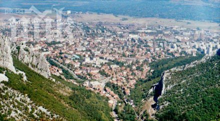 представят разходка древна враца