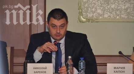 бареков готви широк центристки съюз иска реформаторите партньор