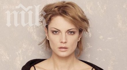 теодора духовникова звезди сериалите излагат театъра