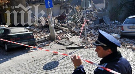 бетонна плоча срути метра майка дете чудо уби