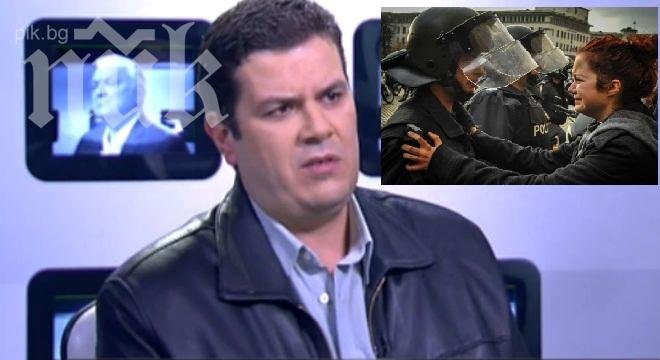 Бащата на Деси от култовата снимка с полицая: Вкараха я във филм, крие се, излиза с тъмни очила