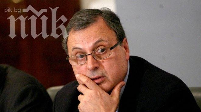 Божидар Данев: Икономиката ни се оттласква от дъното